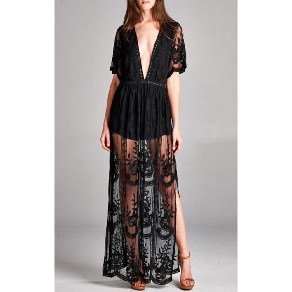 Honey Punch Lace Maxi Romper Lace dress Black Size Small (0068)